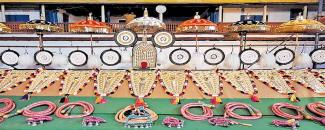 thrippunithura-sree-poornathrayeesa-temple-arattu-image