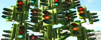 international-traffic-light-day-image